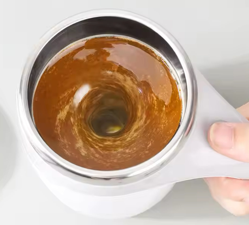 TAZA MUG MEZCLADORA MAGNETICA RECARGABLE